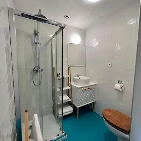 O'ma View Carcassonne